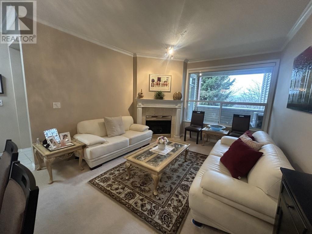 Photo 4 of 208 5280 Oakmount Crescent, Burnaby BC