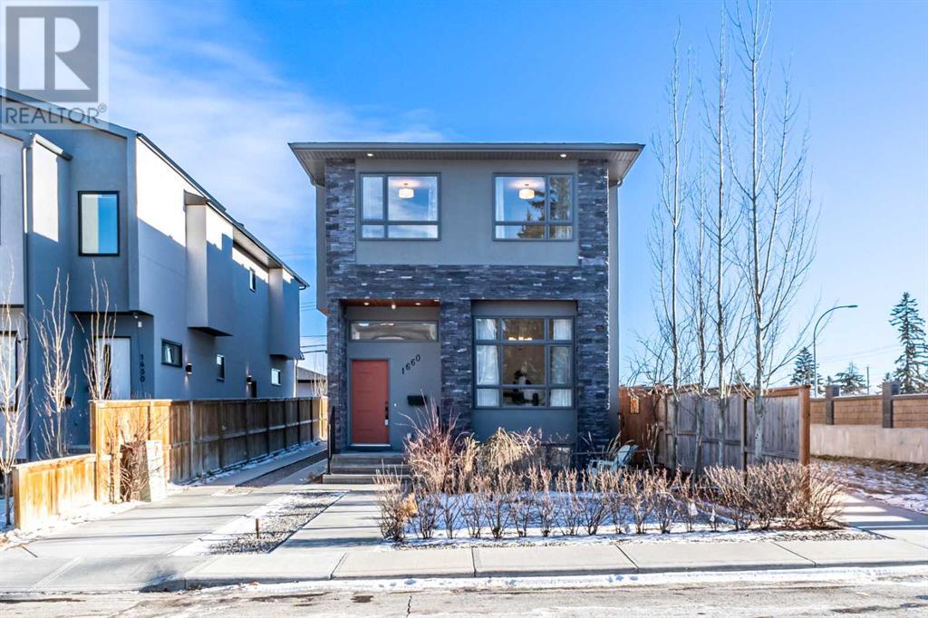 1660 42 Street SW, Calgary, Alberta