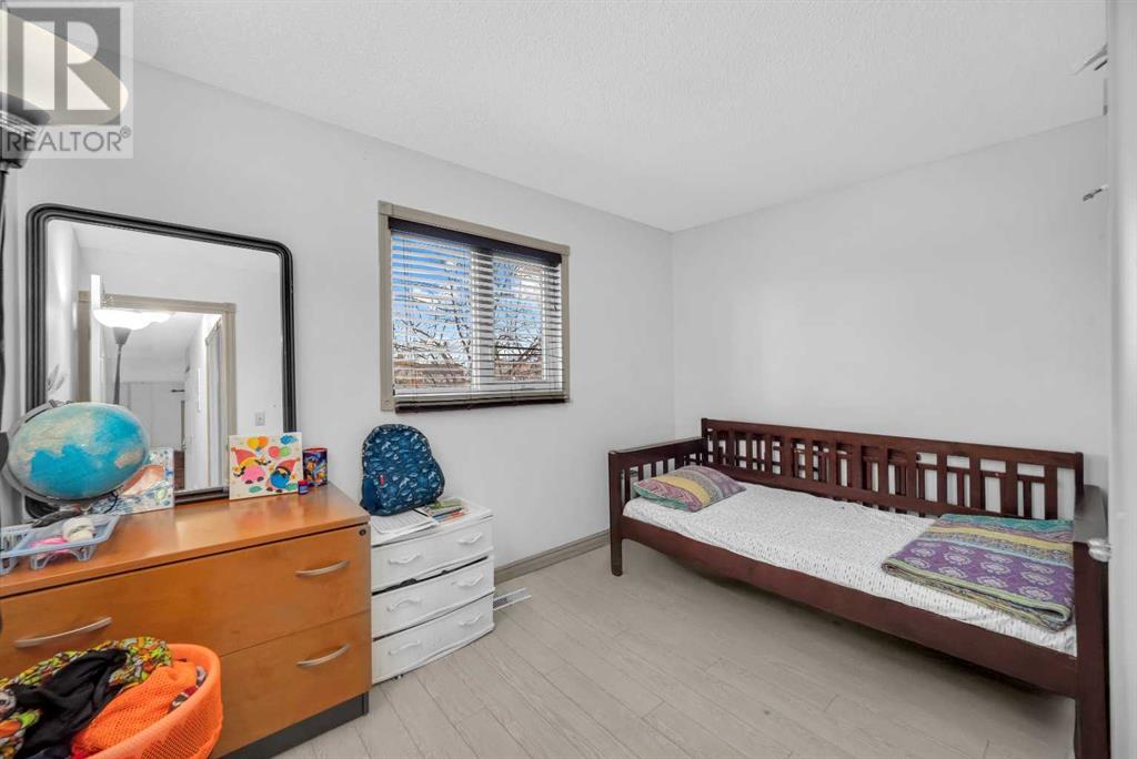Single Family House Bungalow for Sale in  abalone Way NE Abbeydale Calgary 