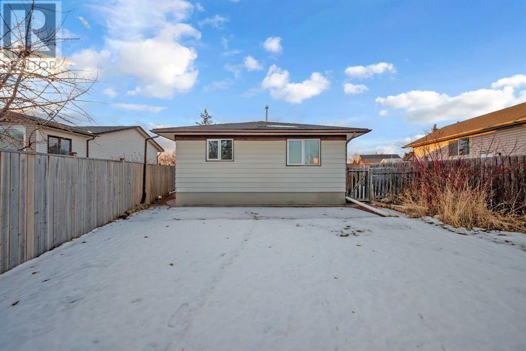 Single Family House Bungalow for Sale in  abalone Way NE Abbeydale Calgary 