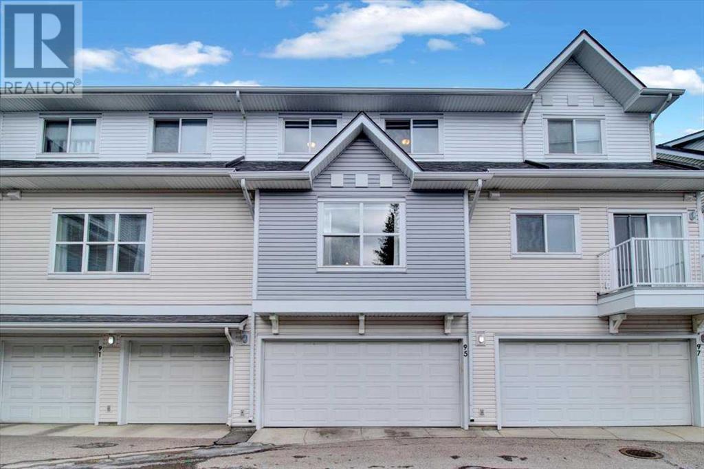 Single Family House for Sale in  Mckenzie Towne Gate SE McKenzie Towne Calgary 