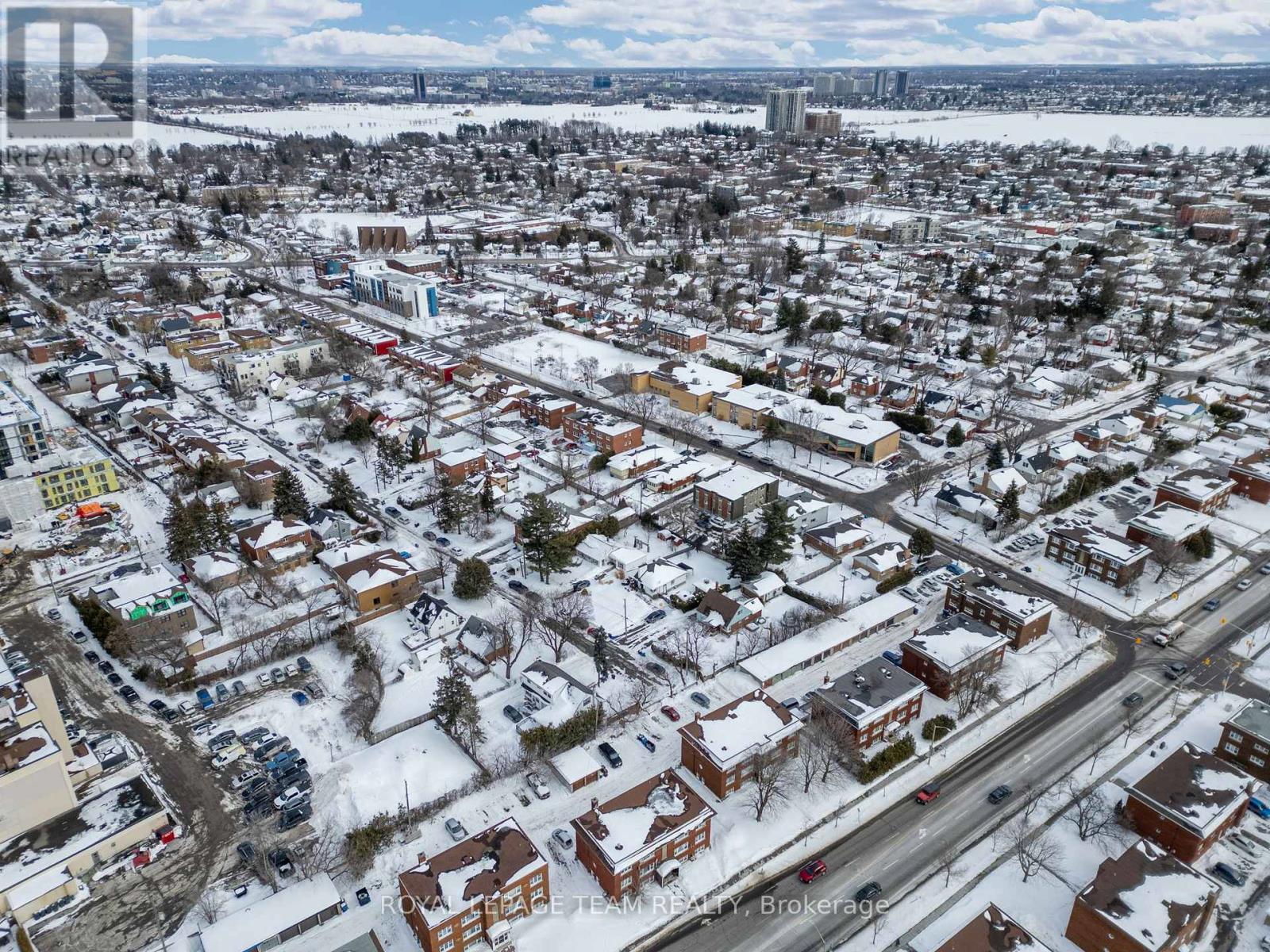 Photo 10 of 1357 Thames Street, Ottawa ON