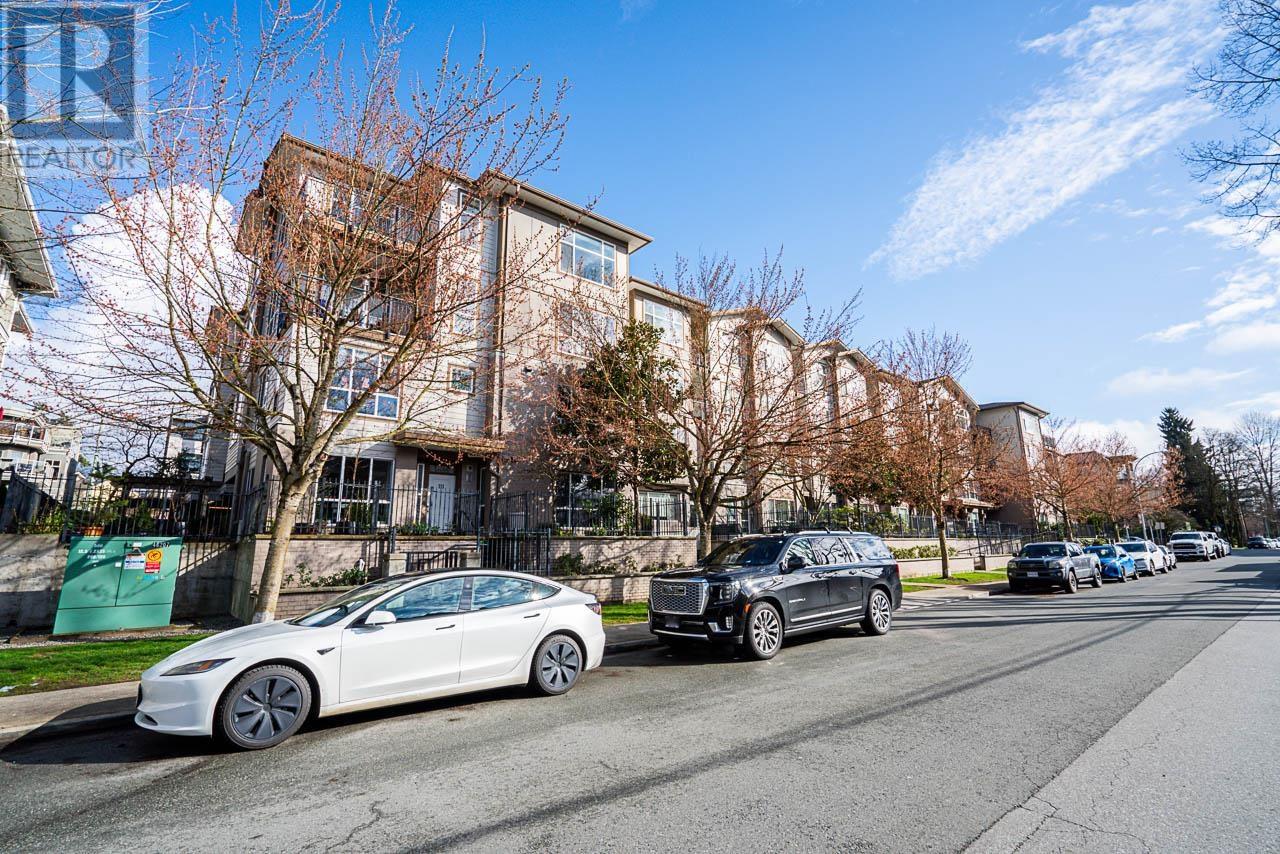 413 2343 ATKINS AVENUE, Port Coquitlam