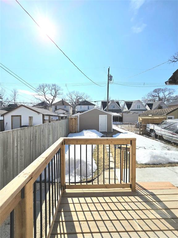 Photo 9 of 34 Inkster Boulevard, Winnipeg MB