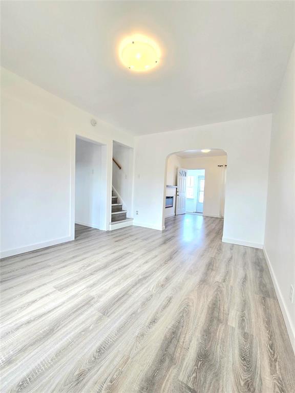 Photo 2 of 34 Inkster Boulevard, Winnipeg MB