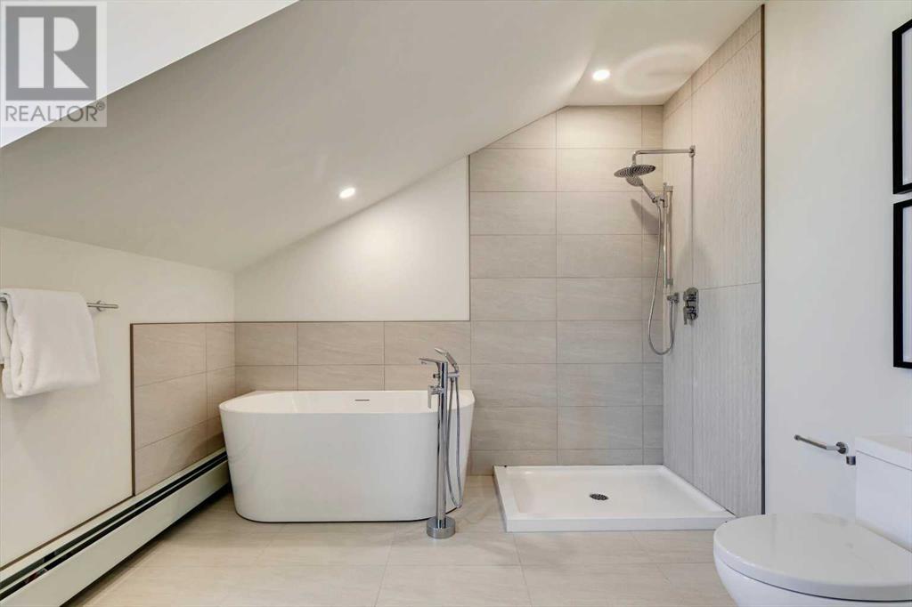2, 923 1 Avenue NW, Calgary, Alberta