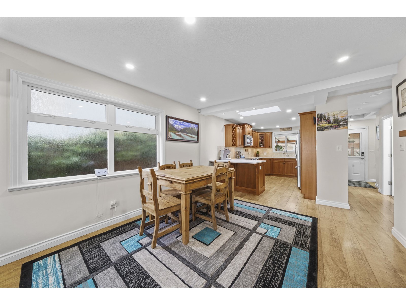 15245 VICTORIA AVENUE, White Rock real estate listing R2981017
