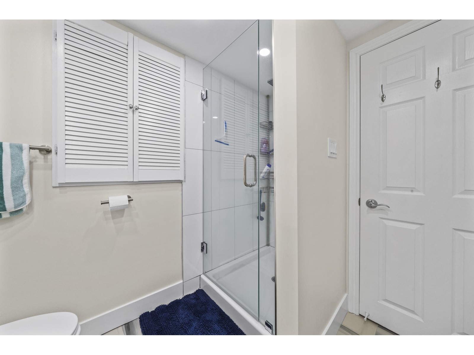 15245 VICTORIA AVENUE, White Rock real estate listing R2981017
