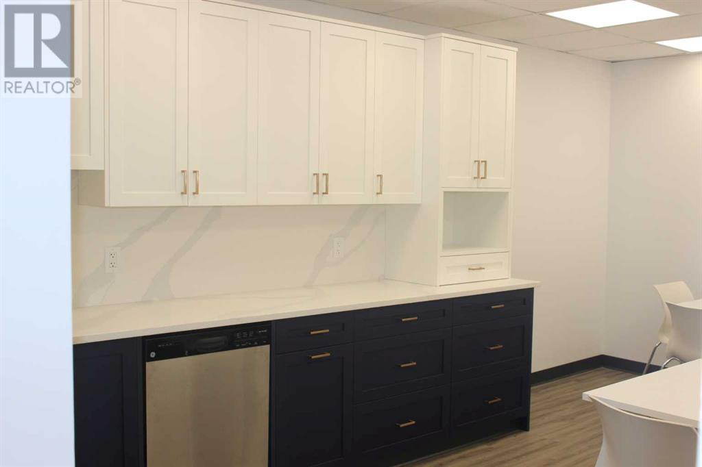 Office for Sale in   Avenue SE Fairview Industrial Calgary 