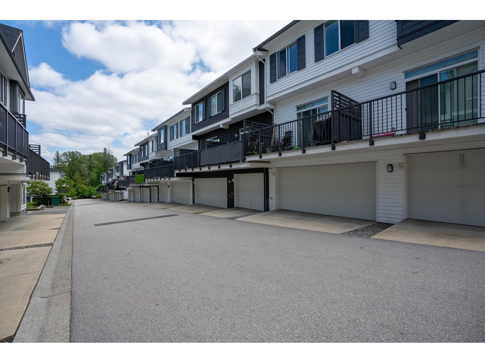 52 8130 136A STREET, Surrey real estate listing R2980540