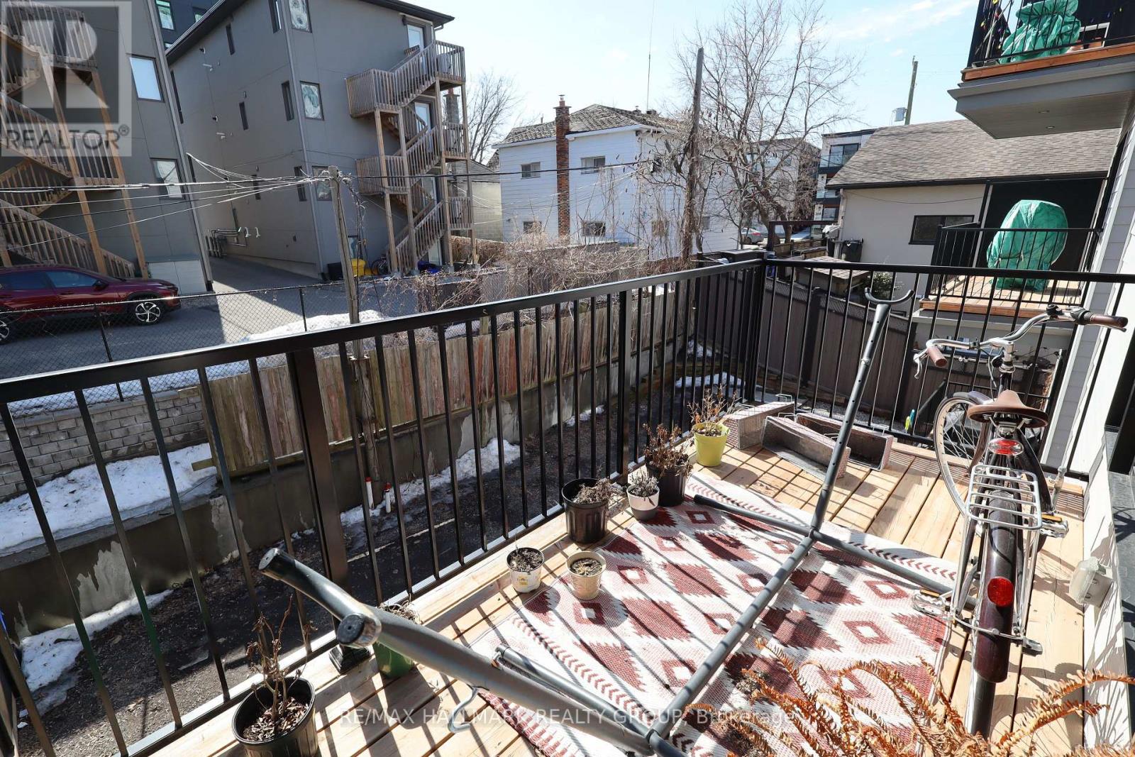Photo 20 of 2 304 Elmgrove Avenue, Ottawa ON