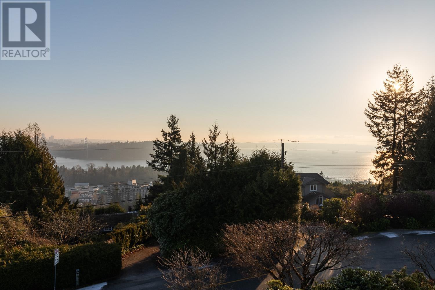959 ANDERSON CRESCENT, West Vancouver