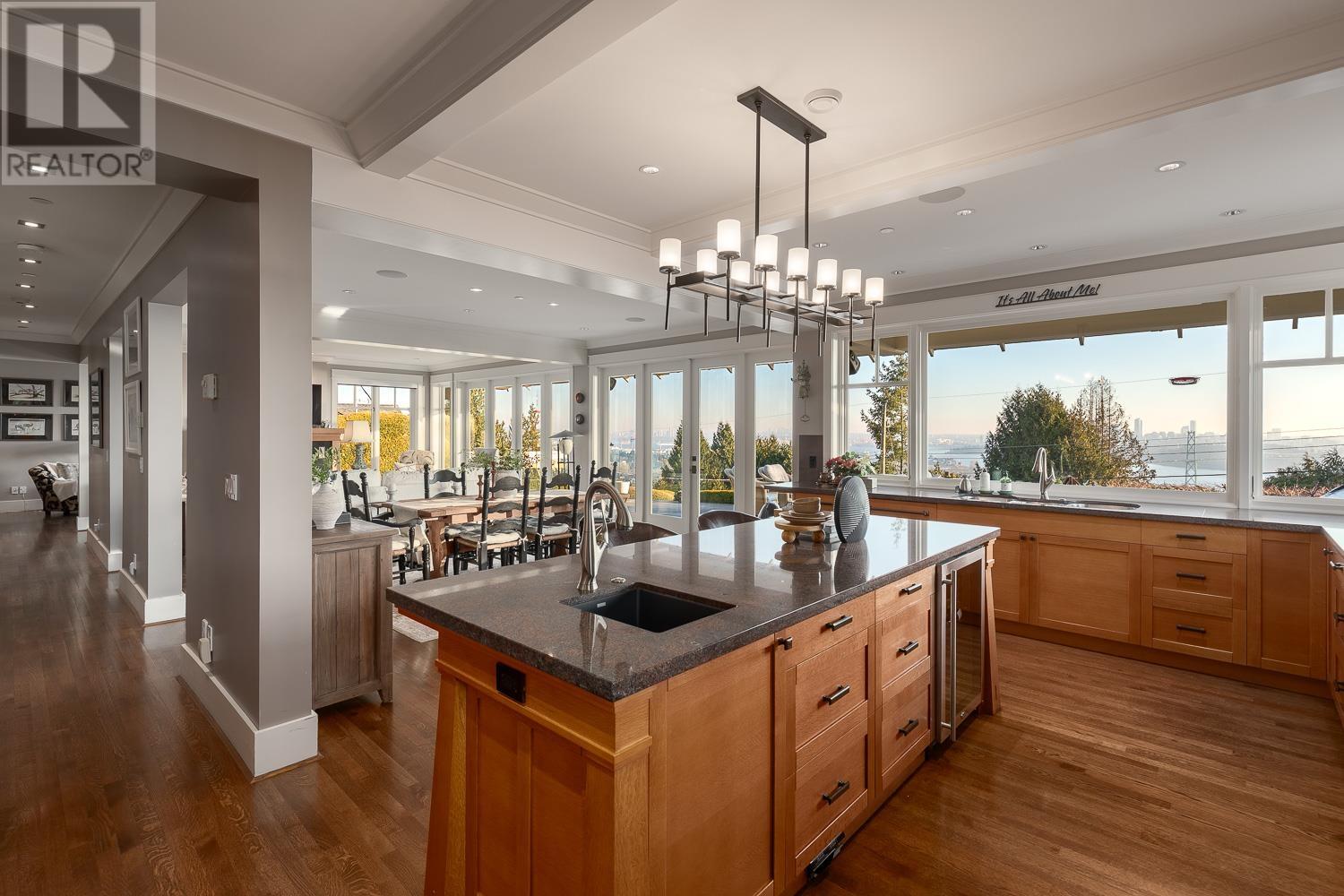 959 ANDERSON CRESCENT, West Vancouver