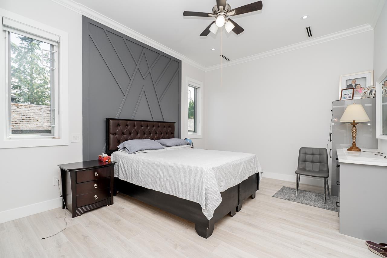 Photo 11 of 14752 60 A Avenue, Surrey BC