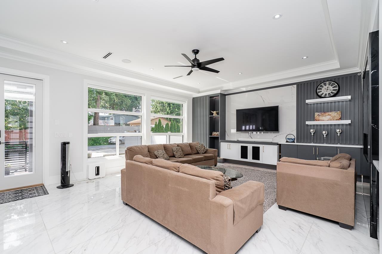 Photo 5 of 14752 60 A Avenue, Surrey BC
