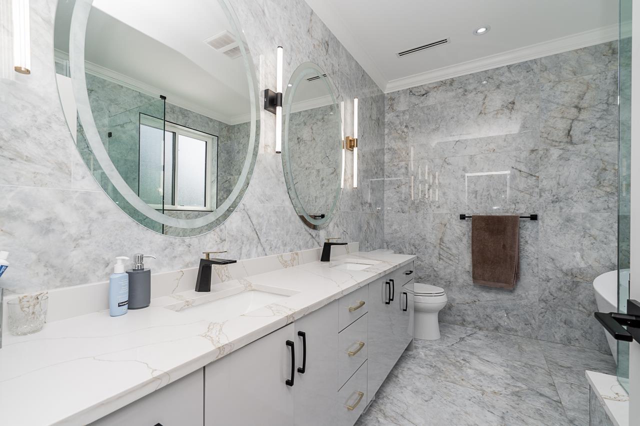 Photo 17 of 14752 60 A Avenue, Surrey BC