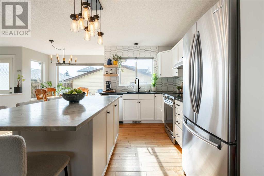 Single Family House for Sale in  Copperfield Gardens SE Copperfield Calgary 