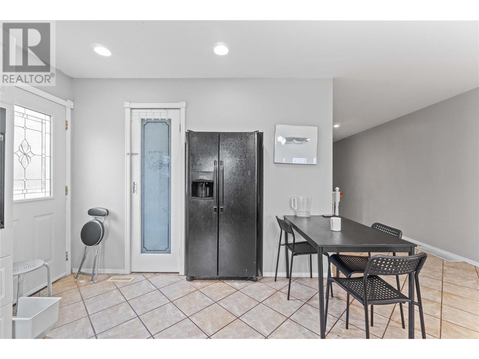 Photo 21 of 2580 21 Street Ne, Salmon Arm BC