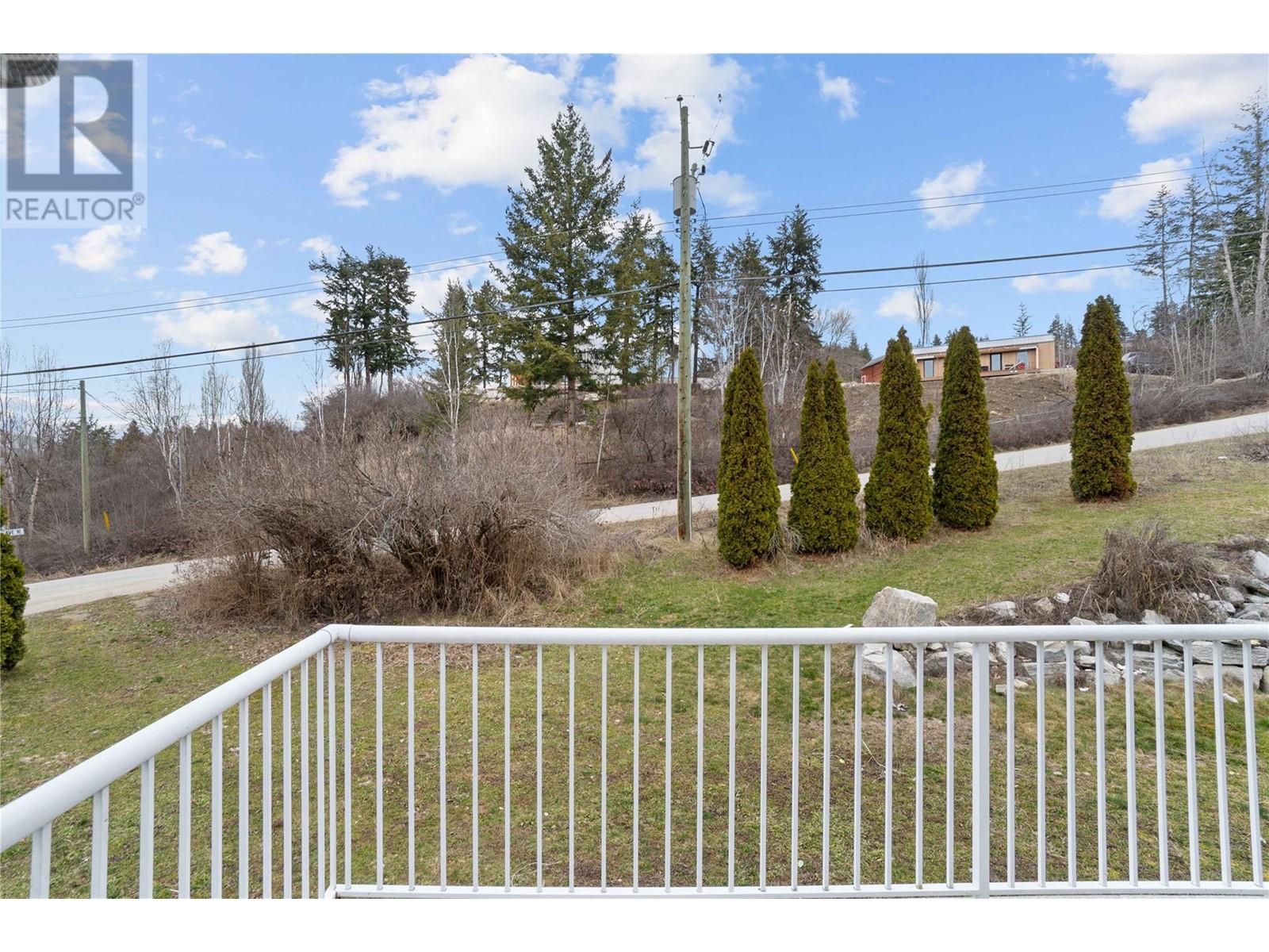 Photo 39 of 2580 21 Street Ne, Salmon Arm BC