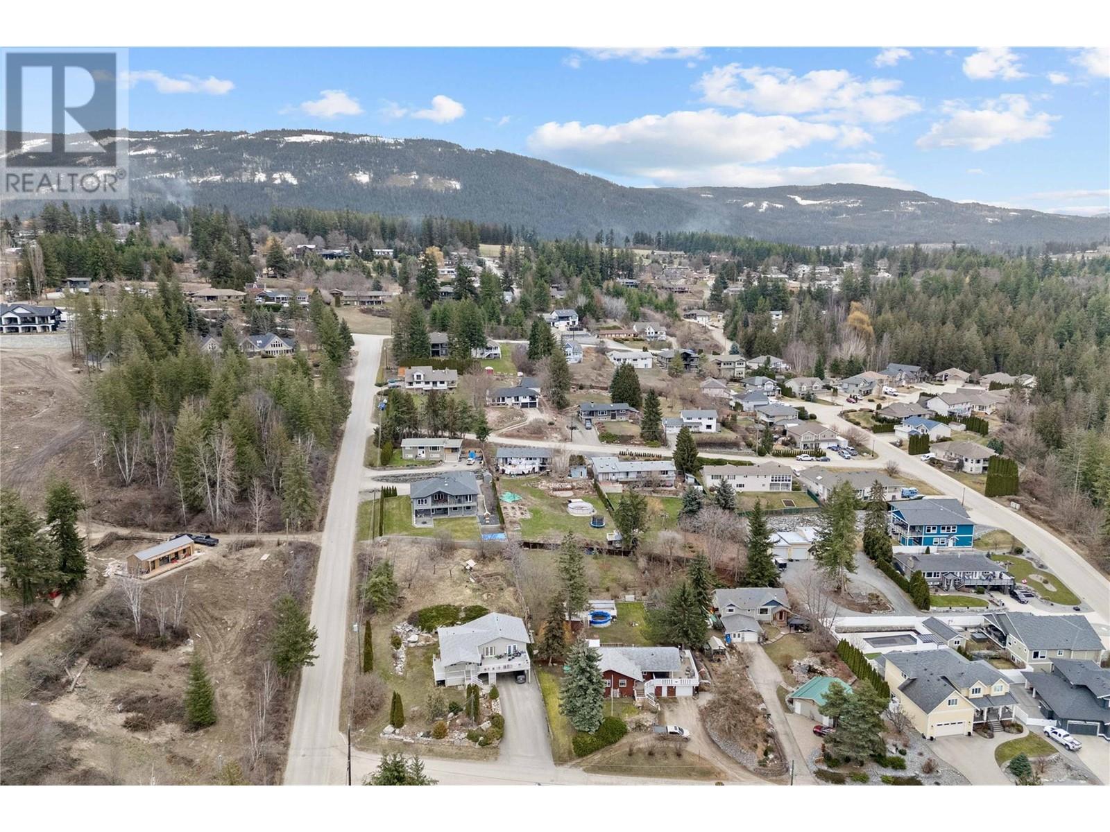 Photo 55 of 2580 21 Street Ne, Salmon Arm BC