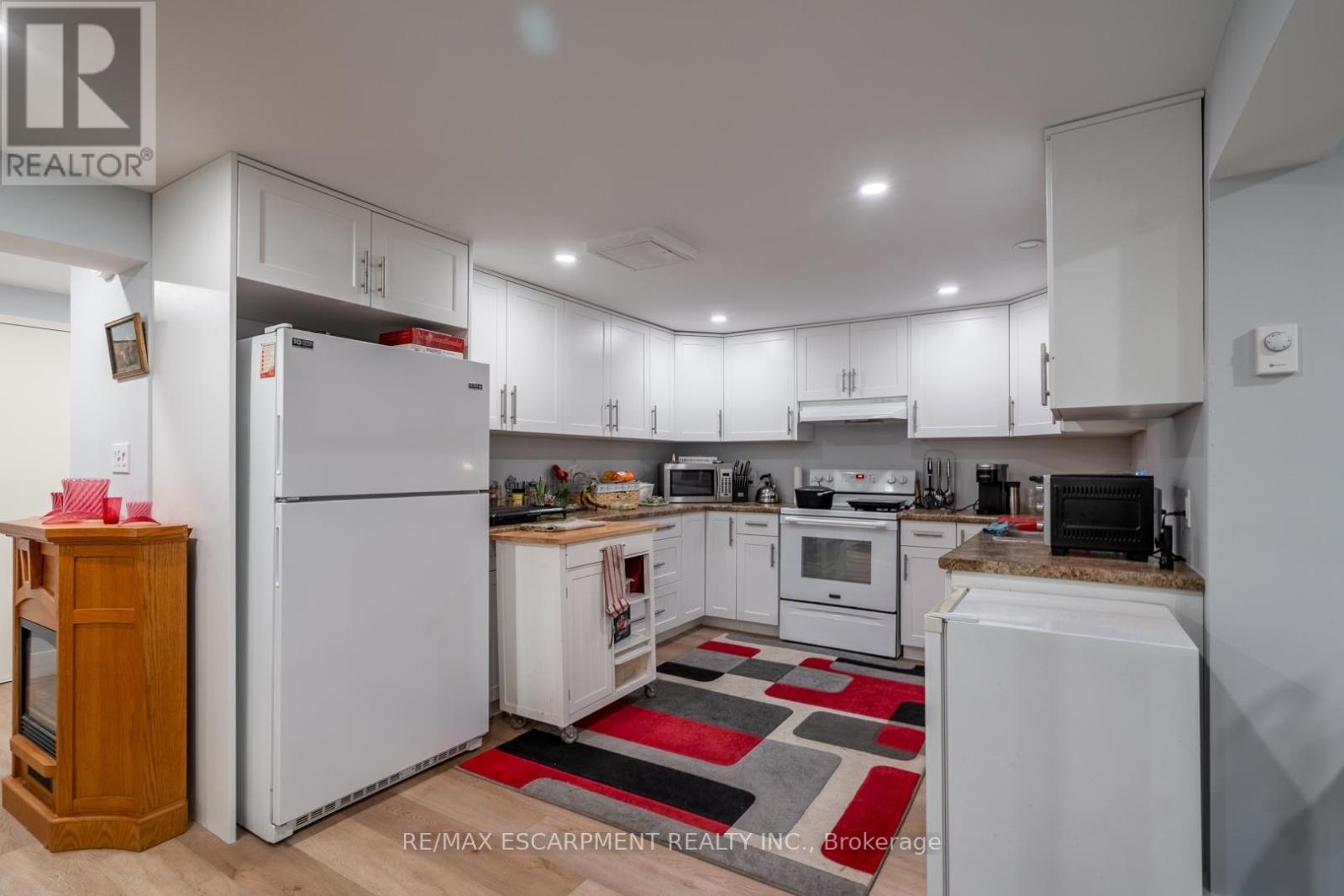 Photo 14 of 81 Hamilton Street N, Hamilton ON