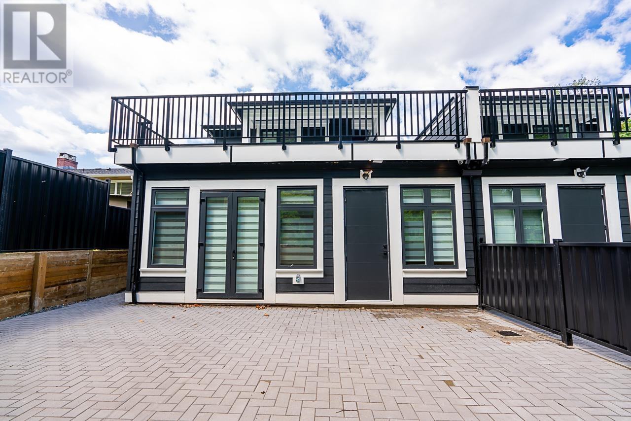 1 4096 NITHSDALE STREET, Burnaby