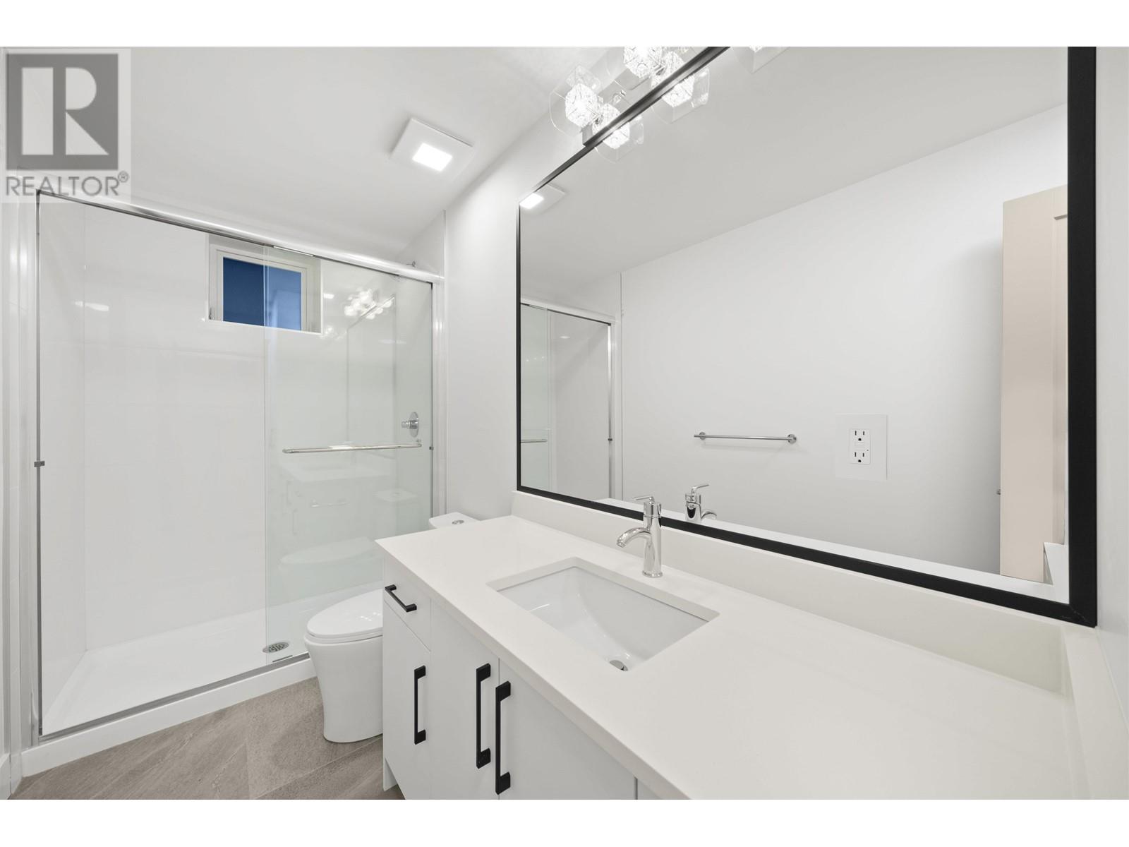 5626 CHAFFEY AVENUE, Burnaby