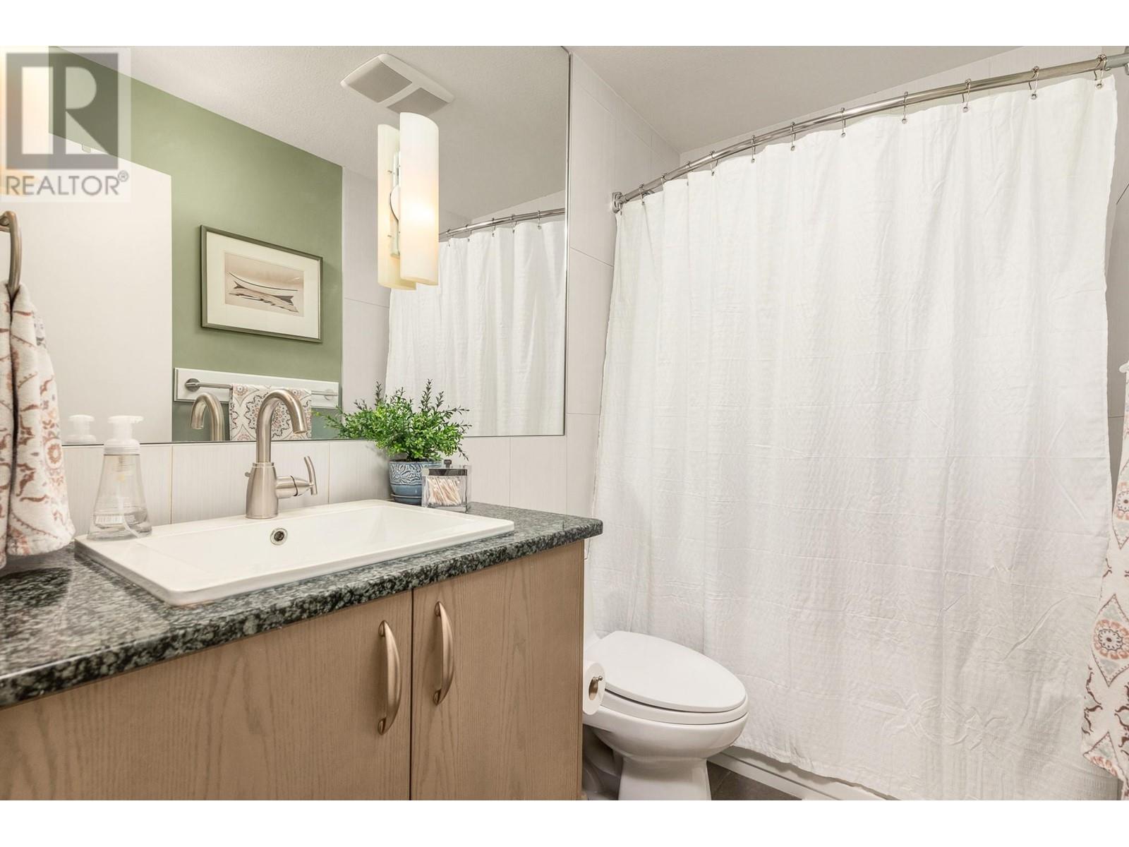 1124 7343 Okanagan Landing Road, Vernon