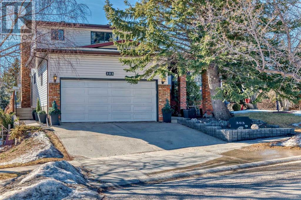 Single Family House for Sale in  Edgehill Drive Edgemont Calgary 