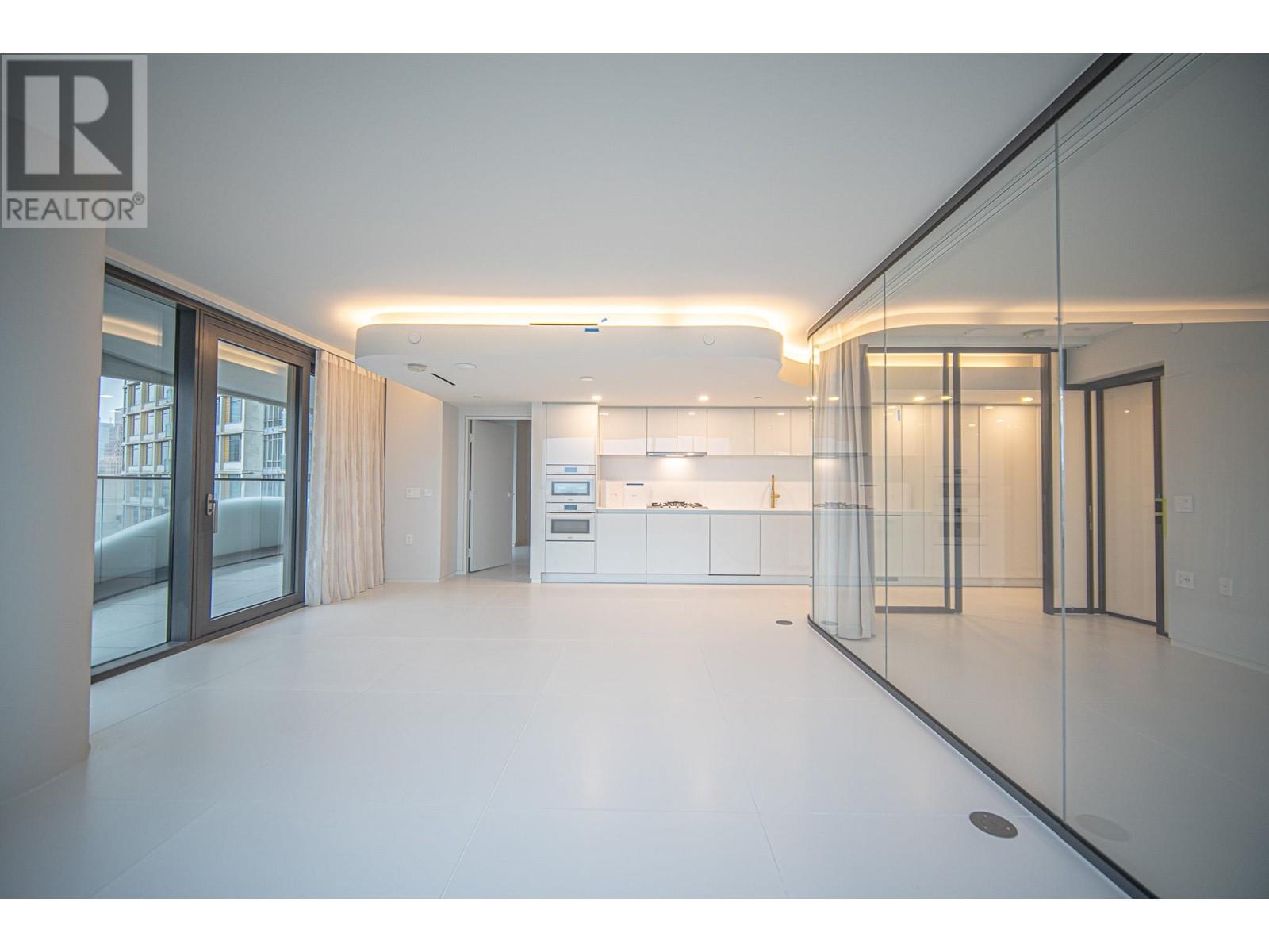 1906 1033 NELSON STREET, Vancouver