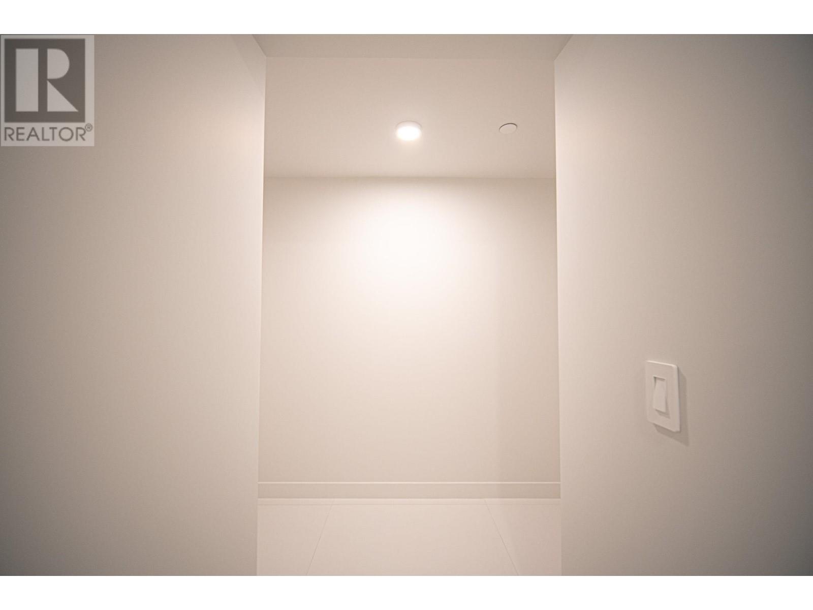 1906 1033 NELSON STREET, Vancouver