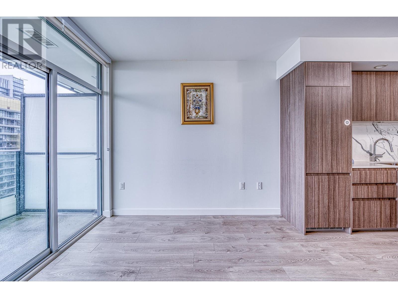 Photo 7 of 2508 6463 Silver Avenue, Burnaby BC