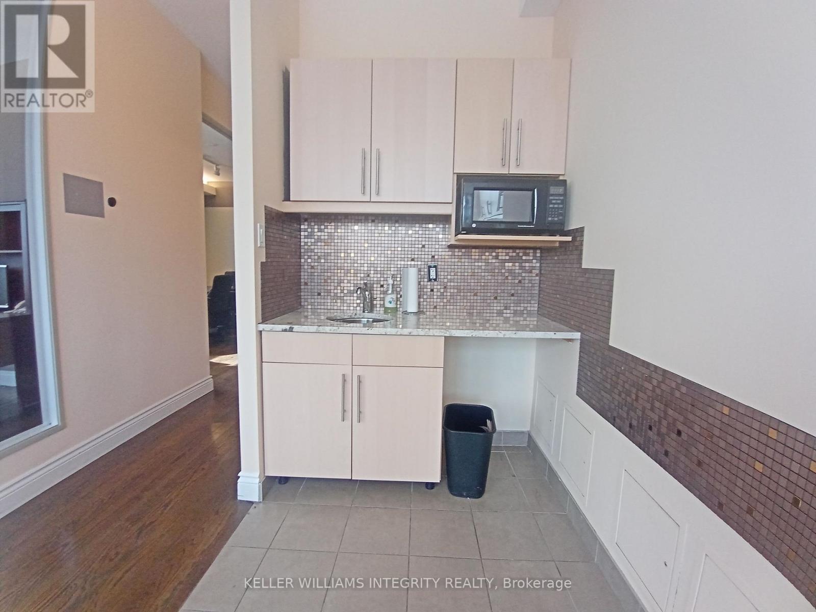 Photo 23 of 5 300 Terry Fox Drive, Ottawa ON