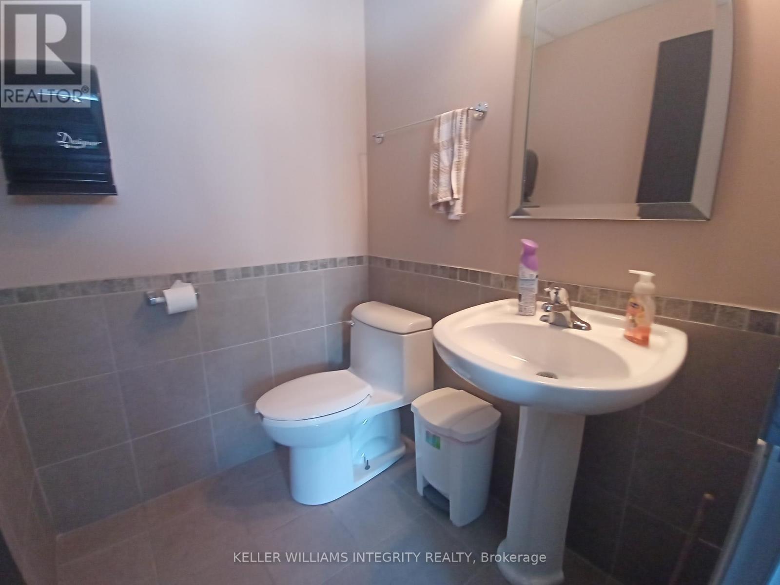 Photo 31 of 5 300 Terry Fox Drive, Ottawa ON