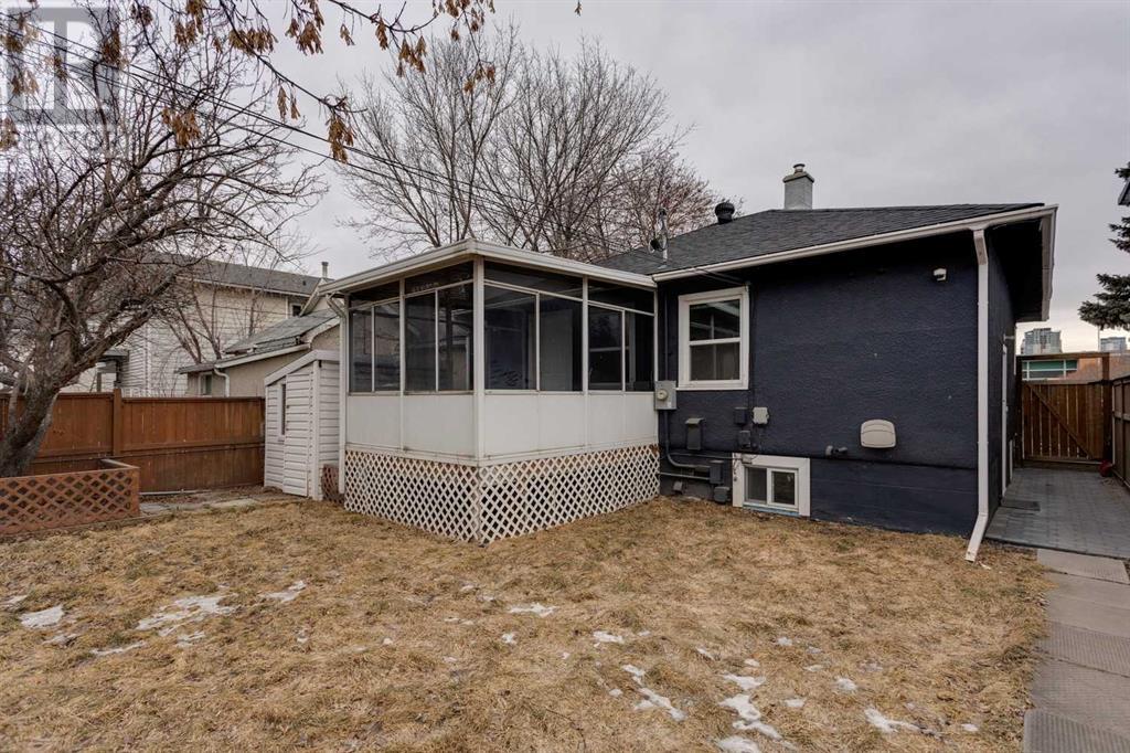 Single Family House Bungalow for Sale in   Avenue SW Erlton Calgary 