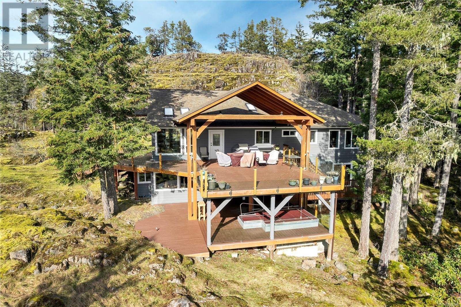 1223 Leishmans Rd, Quadra Island