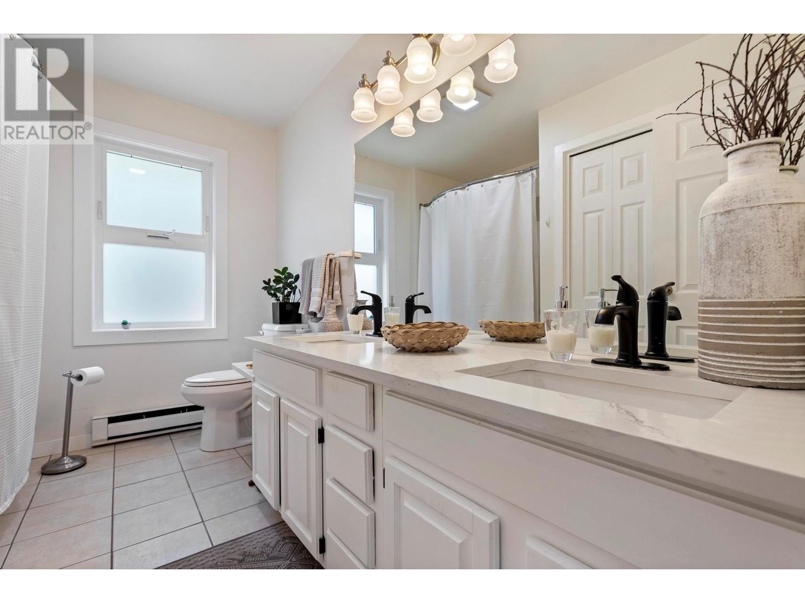 37 TRADERS COVE ROAD - Image 33