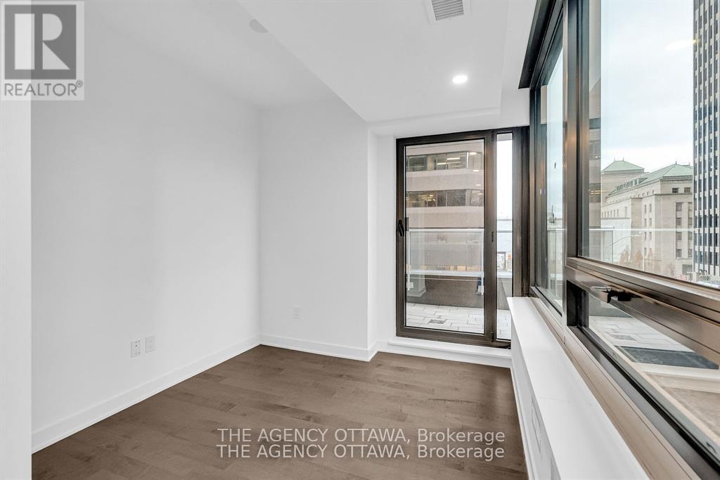 Photo 11 of 306 340 Queen Street, Ottawa ON