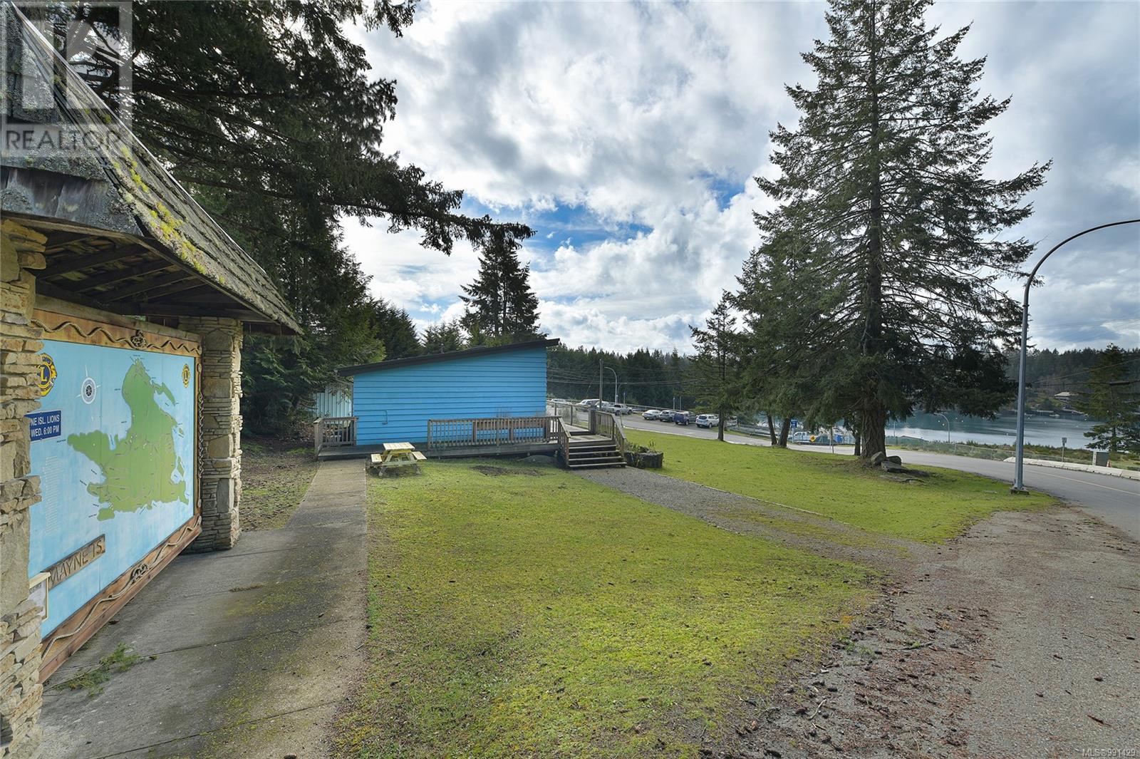  492 Dalton Drive, Mayne Island