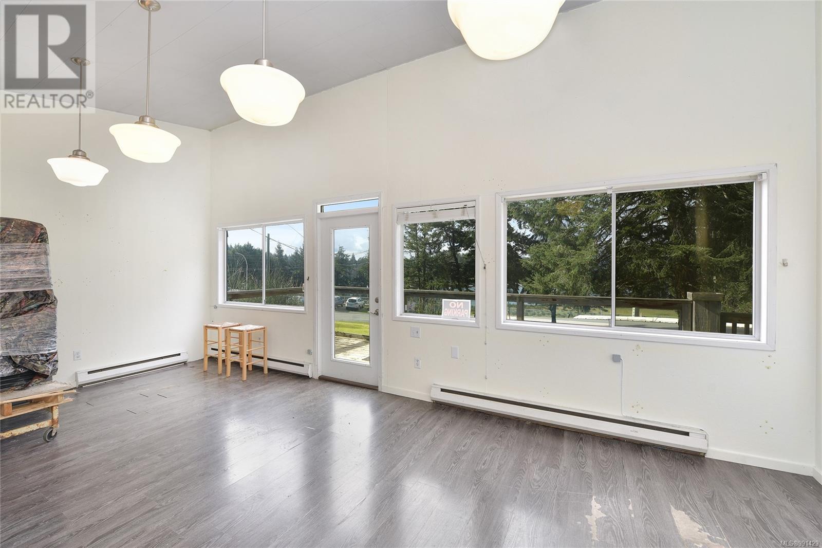  492 Dalton Drive, Mayne Island