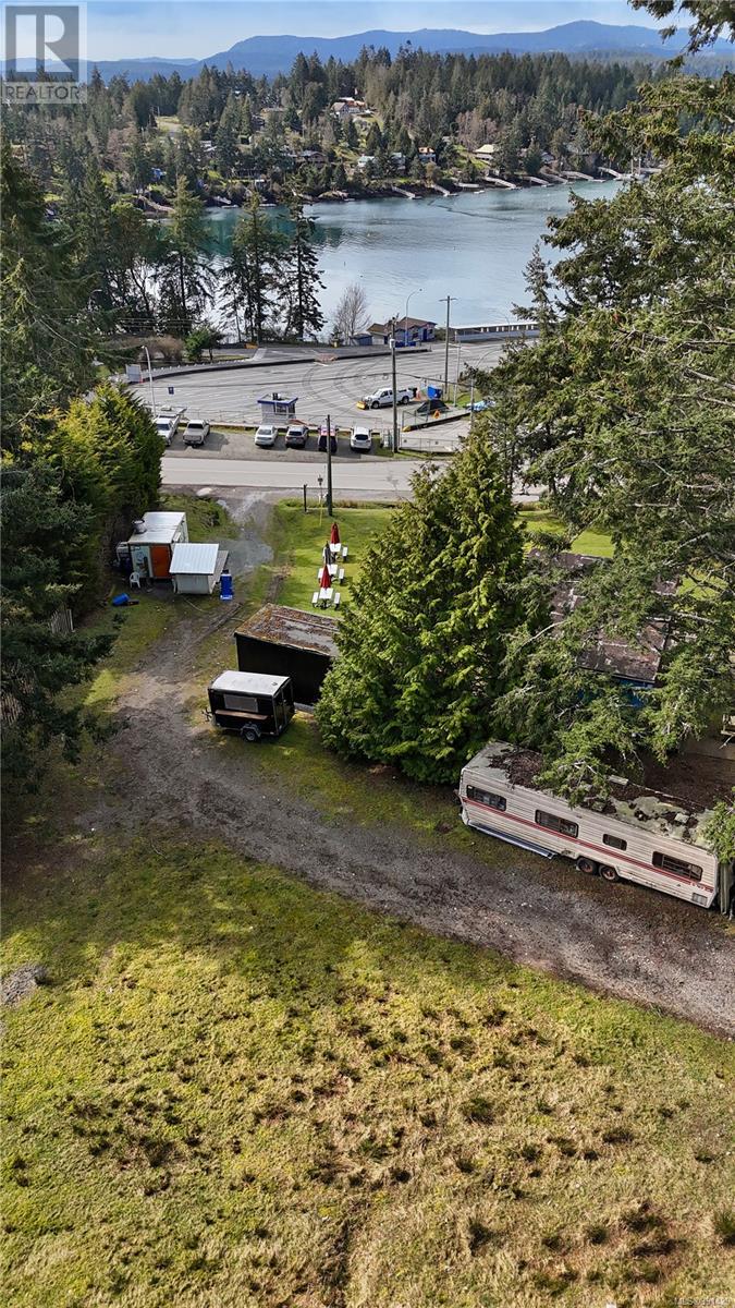  492 Dalton Drive, Mayne Island