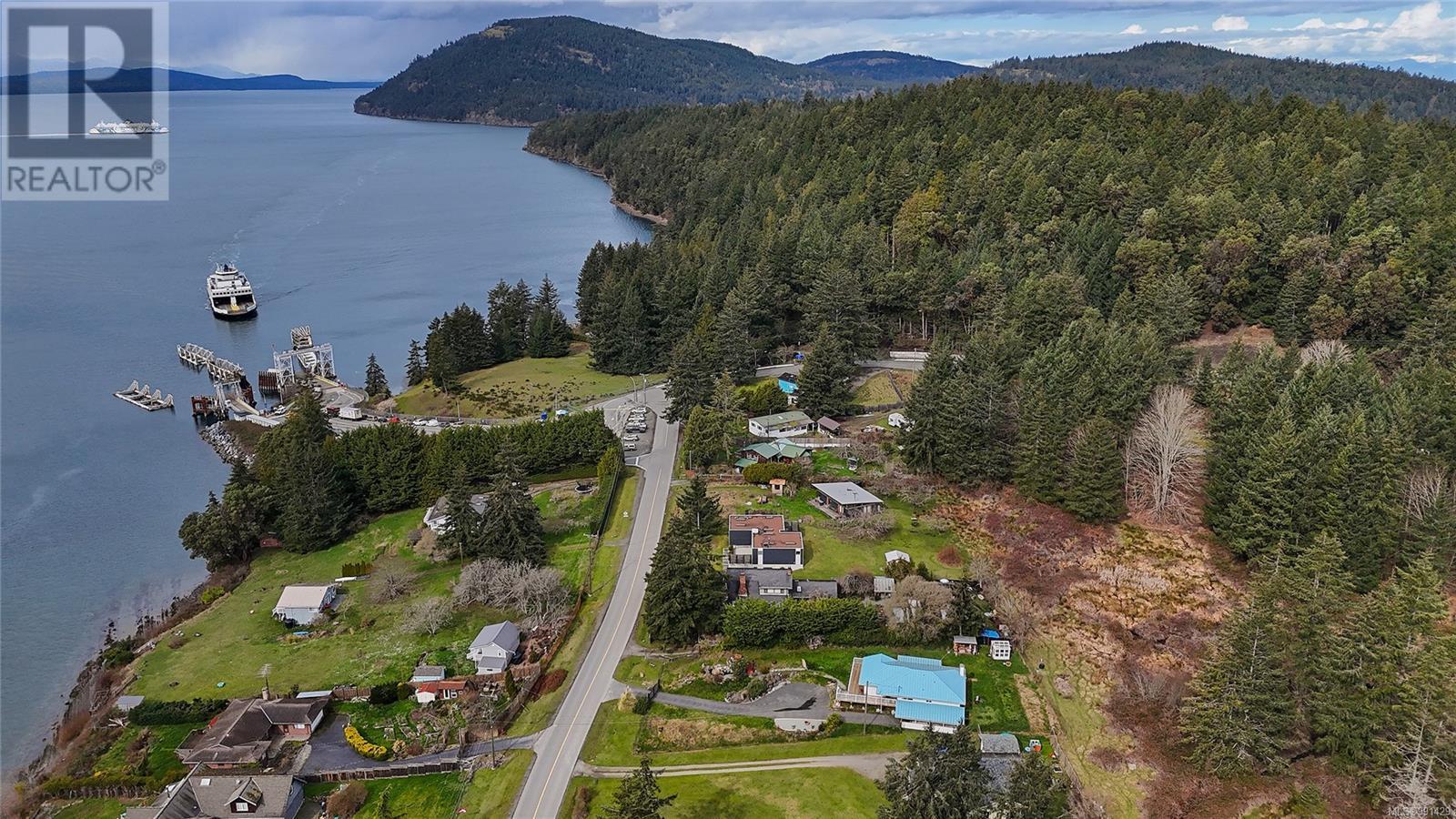  492 Dalton Drive, Mayne Island