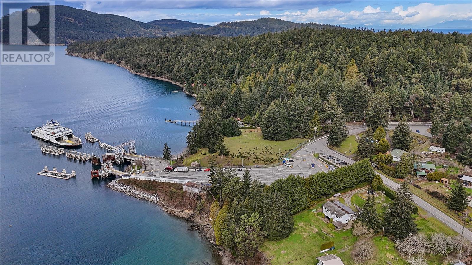  492 Dalton Drive, Mayne Island