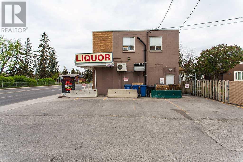 Photo 3 of 2116 14 Street Nw, Calgary AB