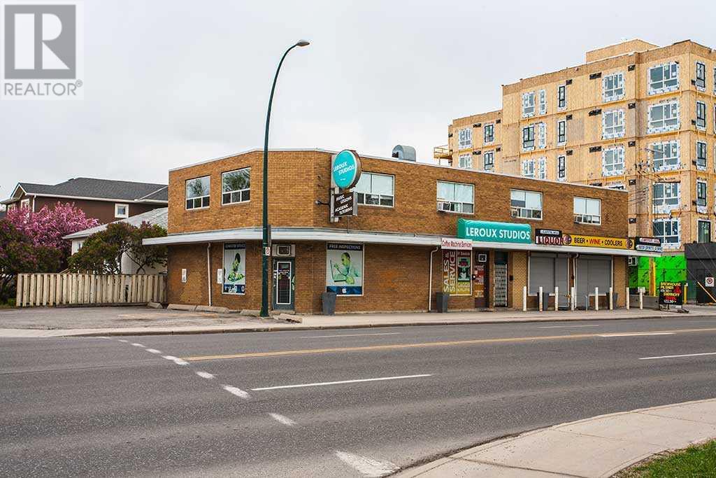 Photo 9 of 2116 14 Street Nw, Calgary AB