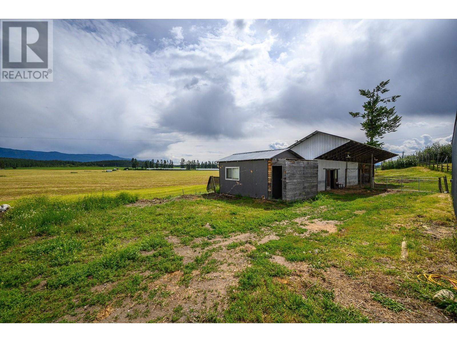  3575 Canyon Road, Spallumcheen