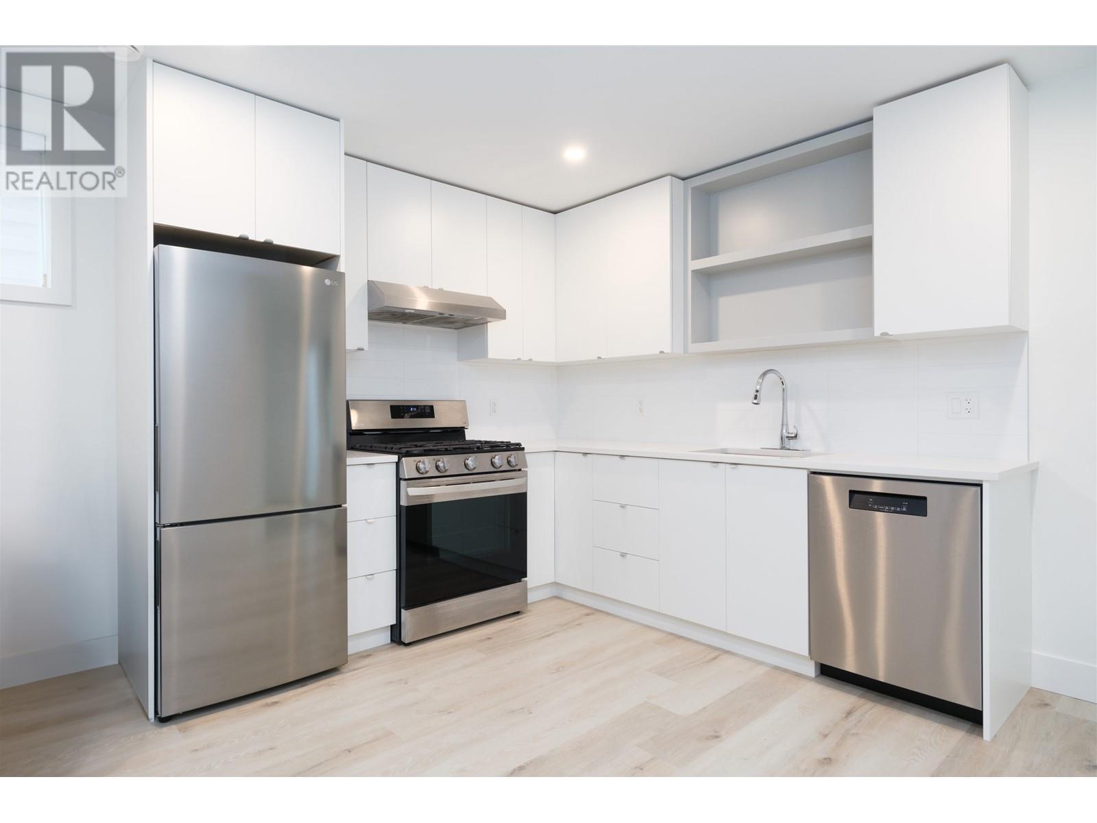 3172 W 26TH AVENUE, Vancouver