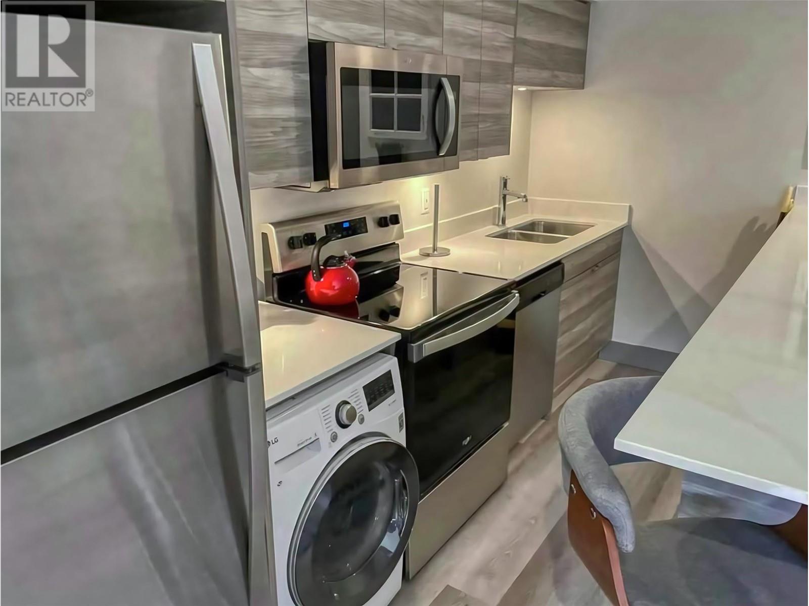 #217 2555 LAKESHORE ROAD - Image 12