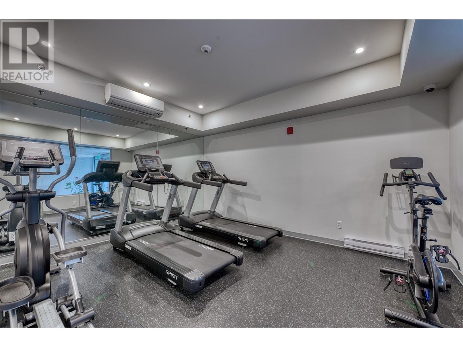 #217 2555 LAKESHORE ROAD - Image 4