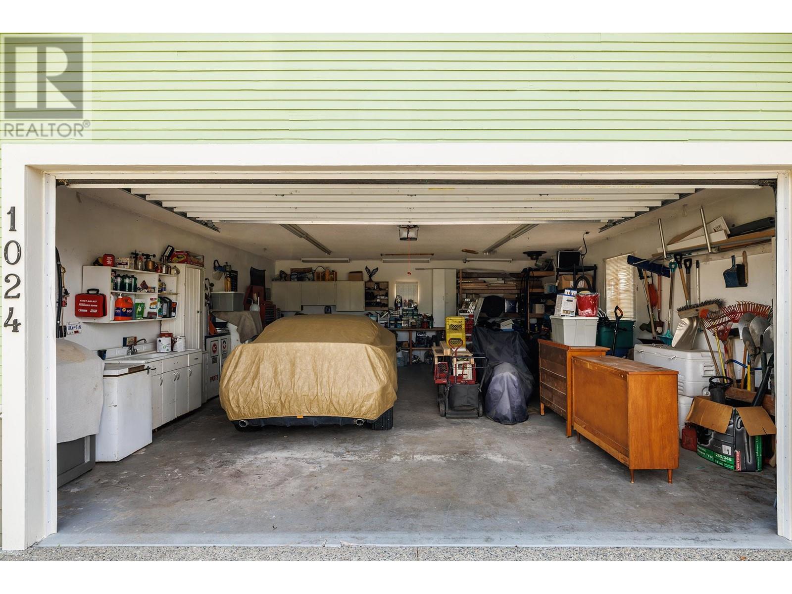  1024 Rutland Road, Kelowna